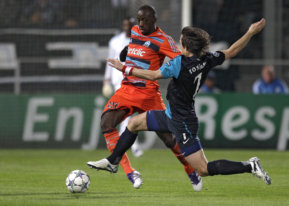  马赛训练课后队长鼓劲，志在欧冠名次提升，赛场秩序良好，细节决定成败-万博娱乐平台