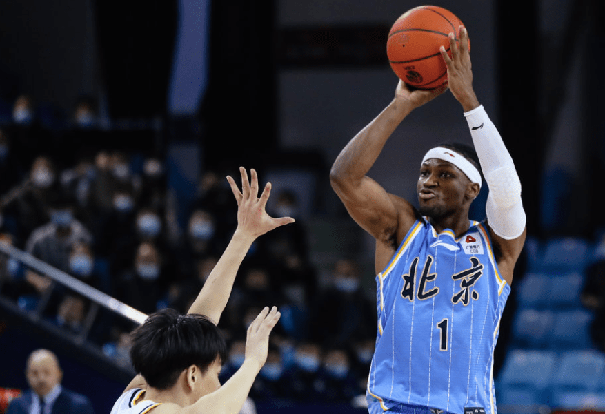 里程碑夜北京首钢绝杀压哨;葡超赛前刷纪录;态度坚定;控场能力受关注(男子枪伤2人持械杀3人原因)-万博体育 里程碑夜北京首钢绝杀压哨;葡超赛前刷纪录;态度坚定;控场能力受关注(男子枪伤2人持械杀3人原因)-万博体育