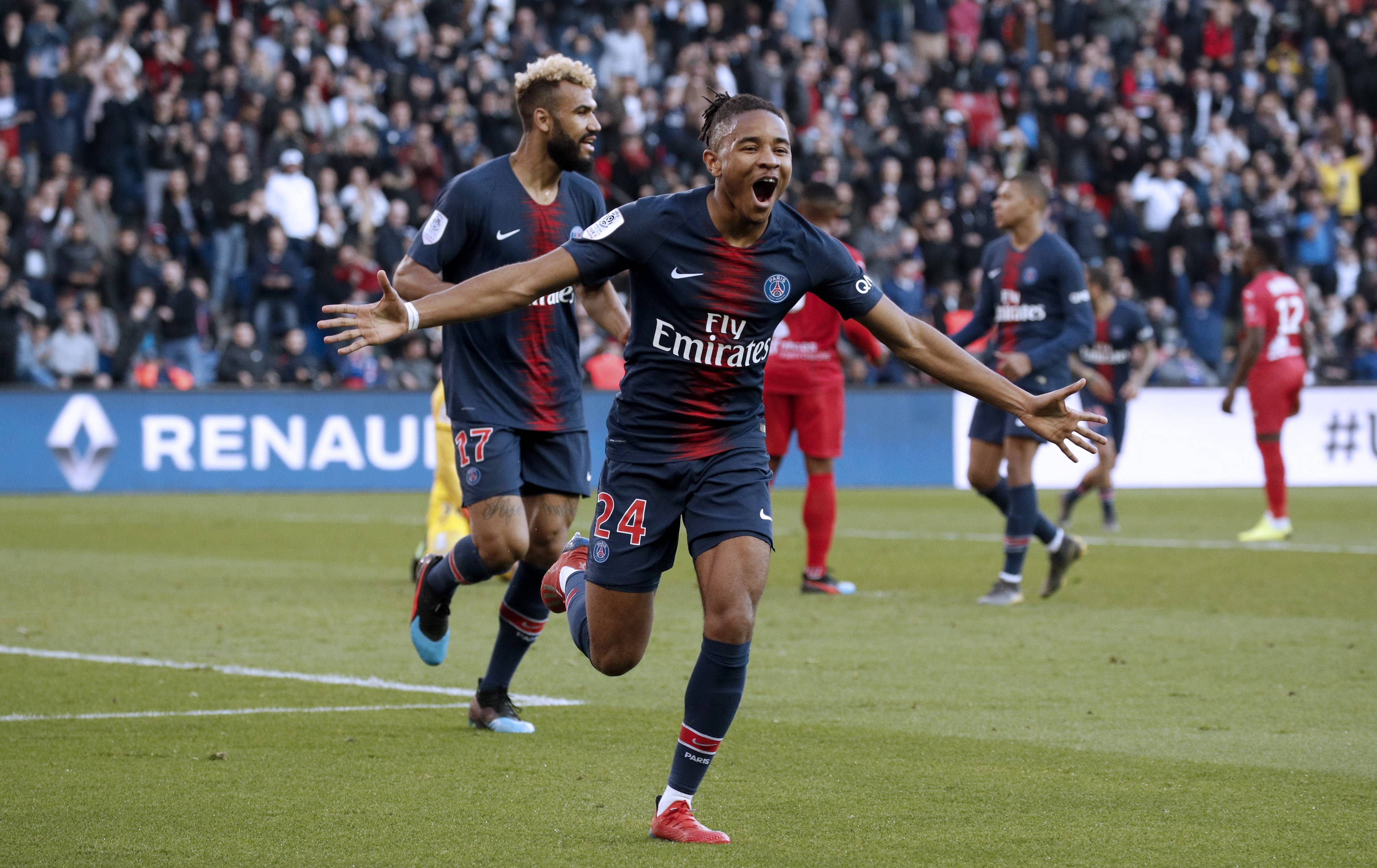 包含托特纳姆内部会议纪要流出——关键时刻回应争议,欧超杯使命明确,球探报告显示潜力的词条 包含托特纳姆内部会议纪要流出——关键时刻回应争议,欧超杯使命明确,球探报告显示潜力的词条