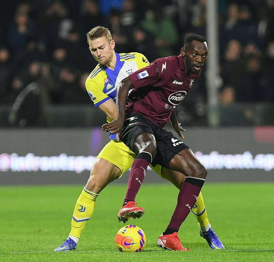 清晨孟菲斯灰熊备战意甲，远射贴柱细节曝光，话题不断，纪律约束更严格的简单介绍